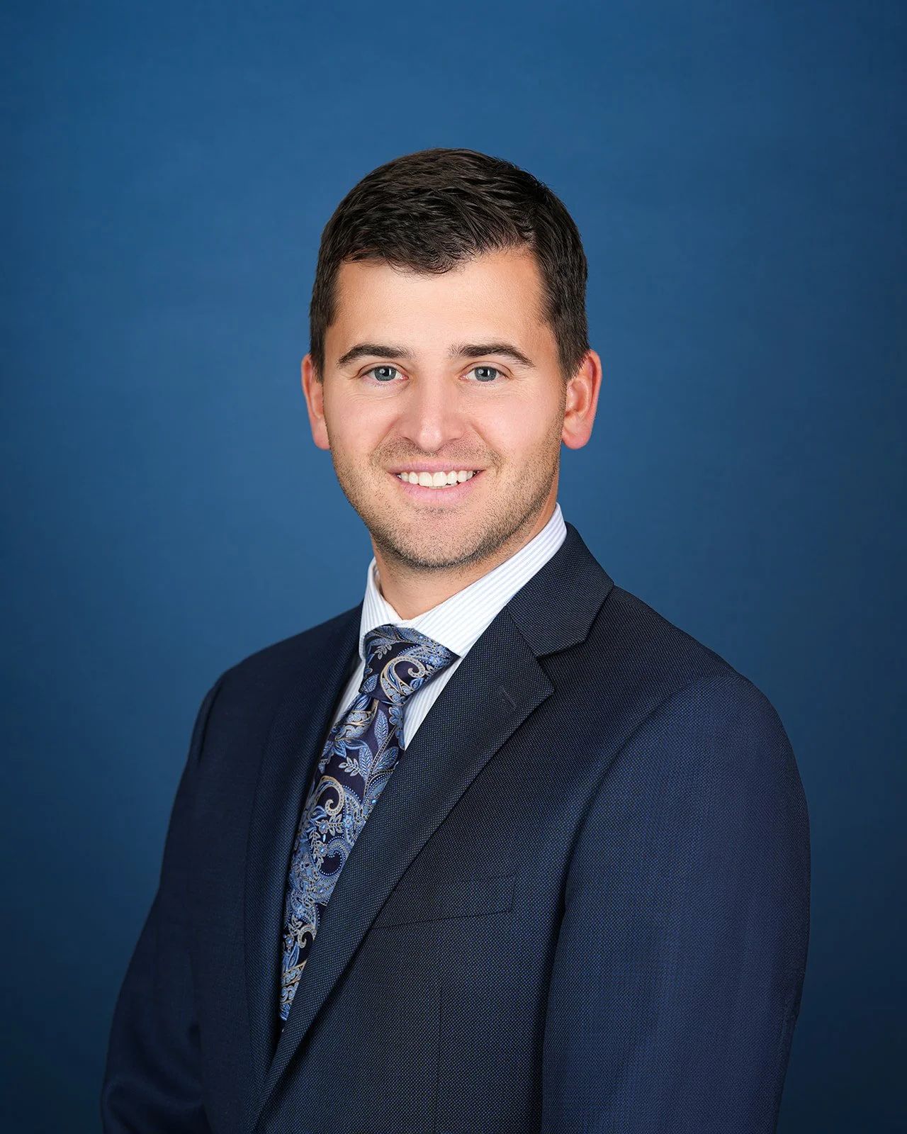 Corporate headshot of a professional man in Mountain View, California