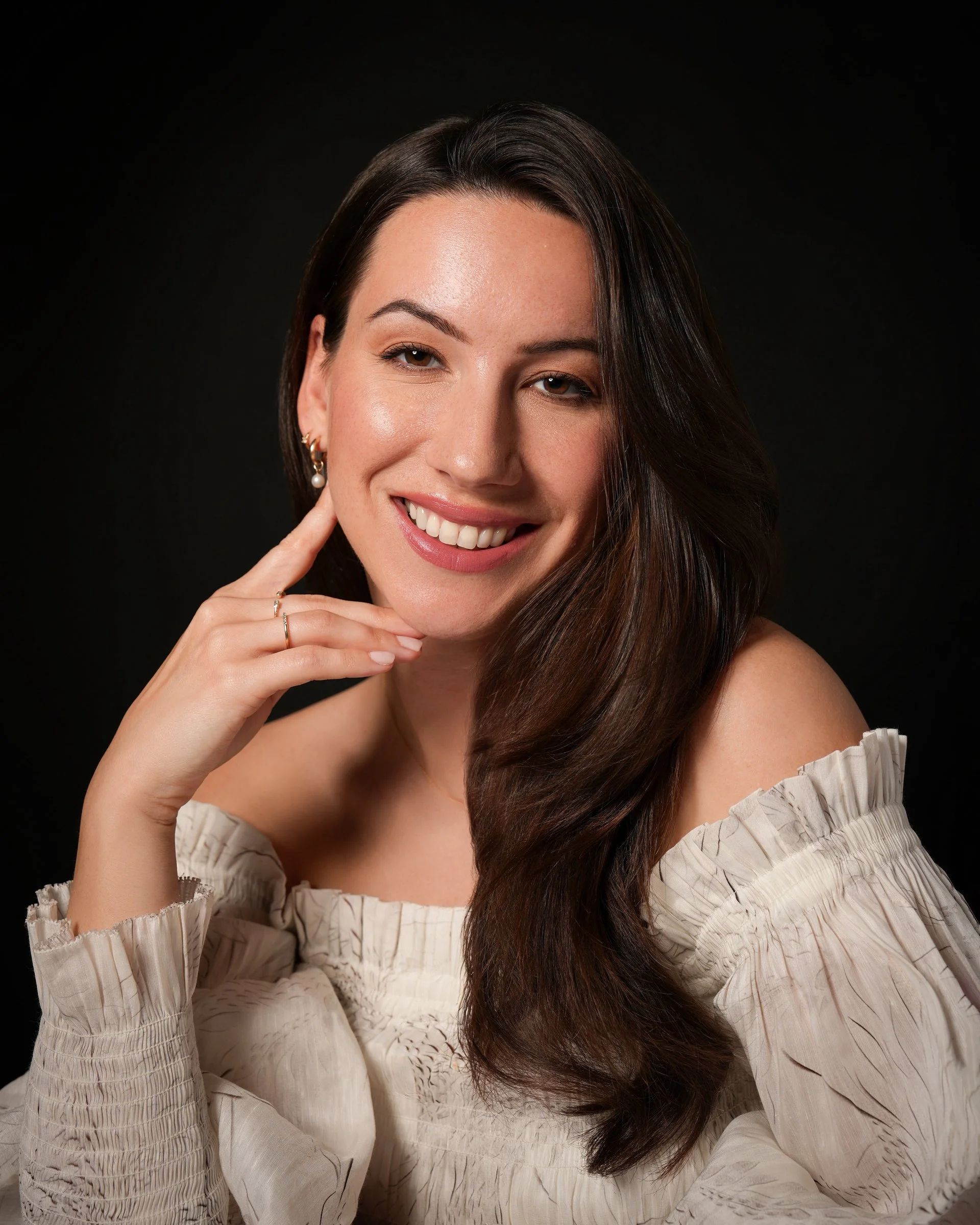 Professional women's headshot at Central Park in San Mateo, California